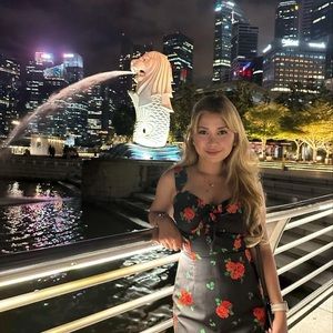 Meet your Posher, Mhelcy